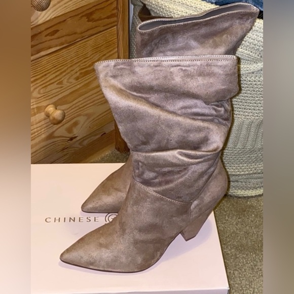 Rosa Boots - Picture 3 of 3